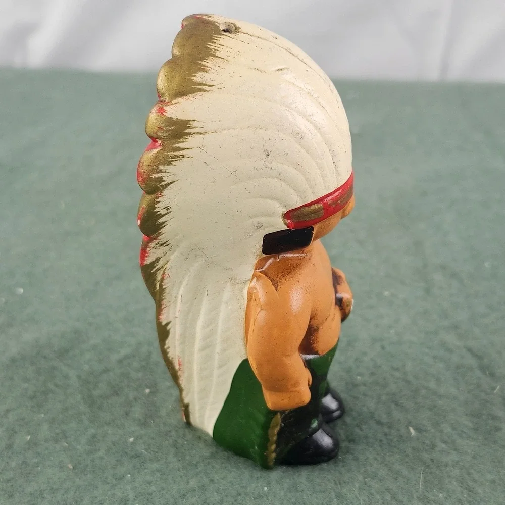 Vintage‎ Salt & Pepper Shakers Indian Native American Chief head Drum Mismatched